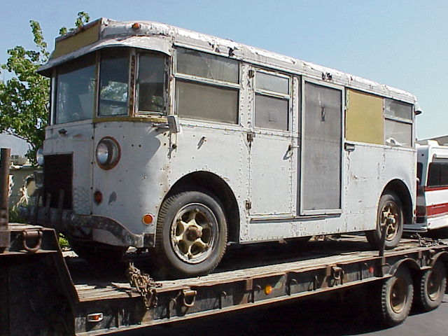 1932TwinCoachFontana.jpg